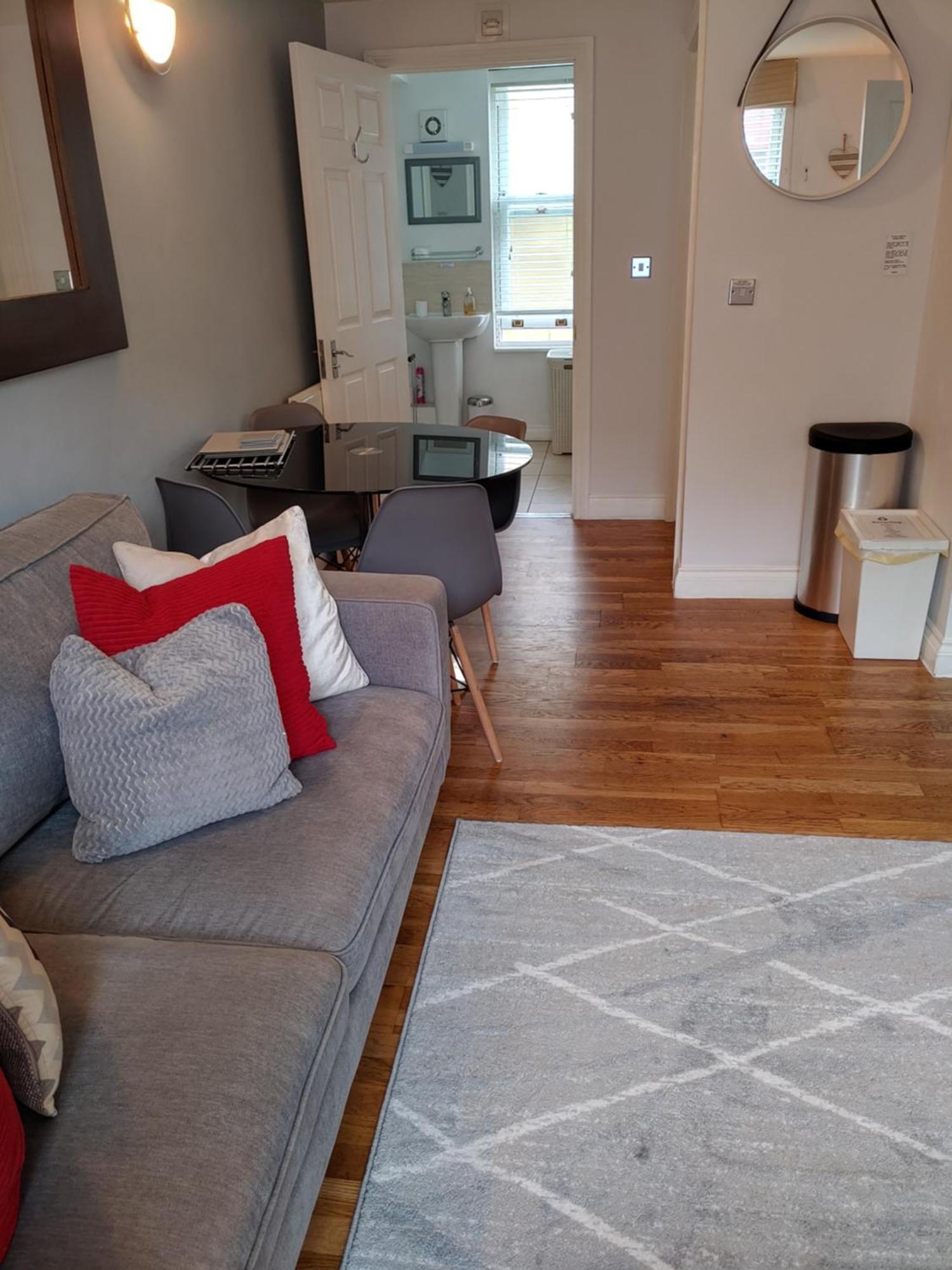 The Bath House Apartments - Free 1St Breakfast - Free Parking Εξωτερικό φωτογραφία