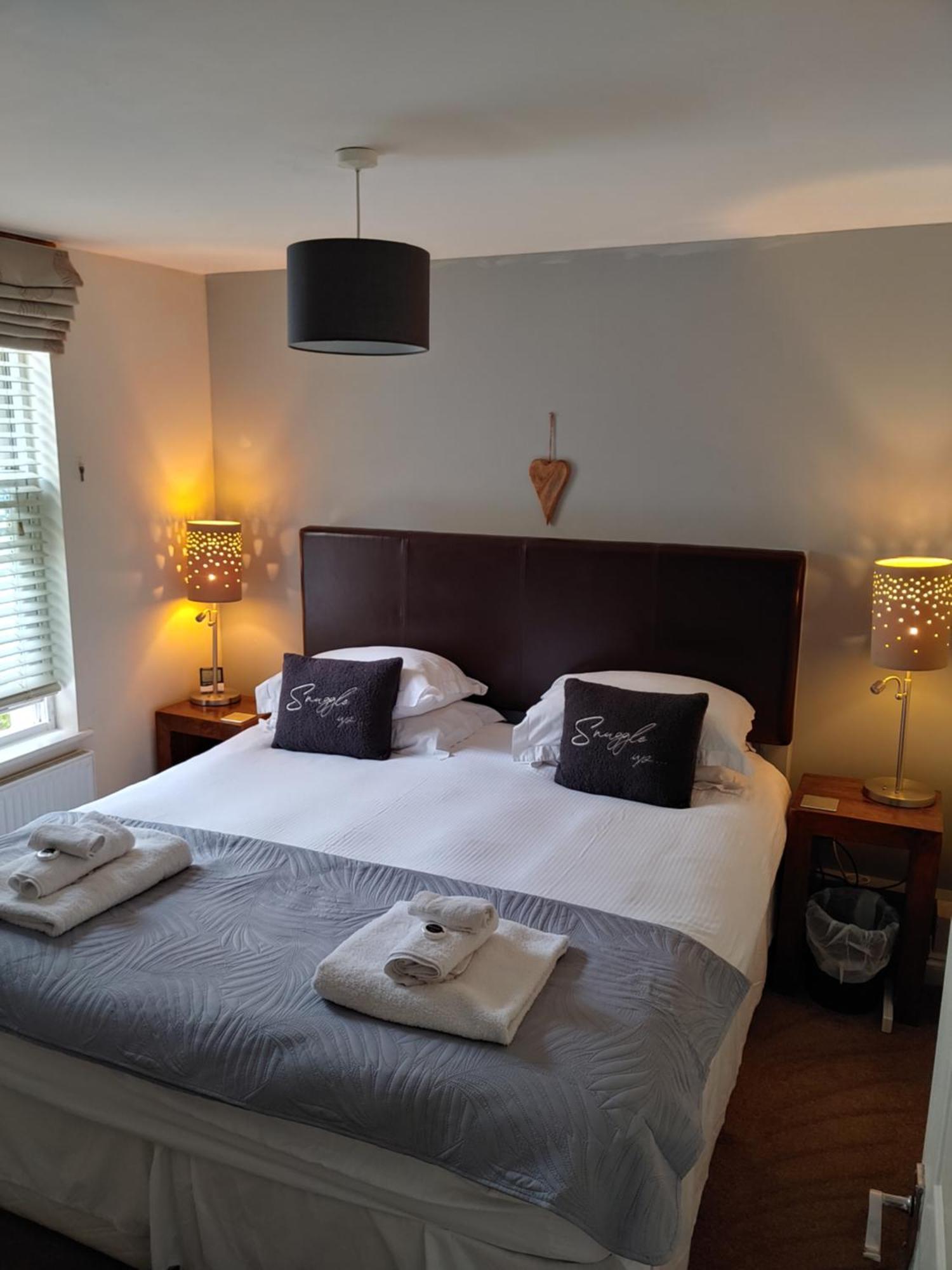 The Bath House Apartments - Free 1St Breakfast - Free Parking Δωμάτιο φωτογραφία