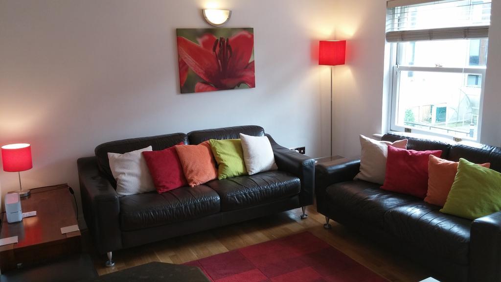The Bath House Apartments - Free 1St Breakfast - Free Parking Εξωτερικό φωτογραφία